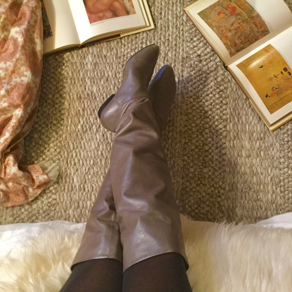 Pour la Victoire Over The Knee Tall Boots 6.5